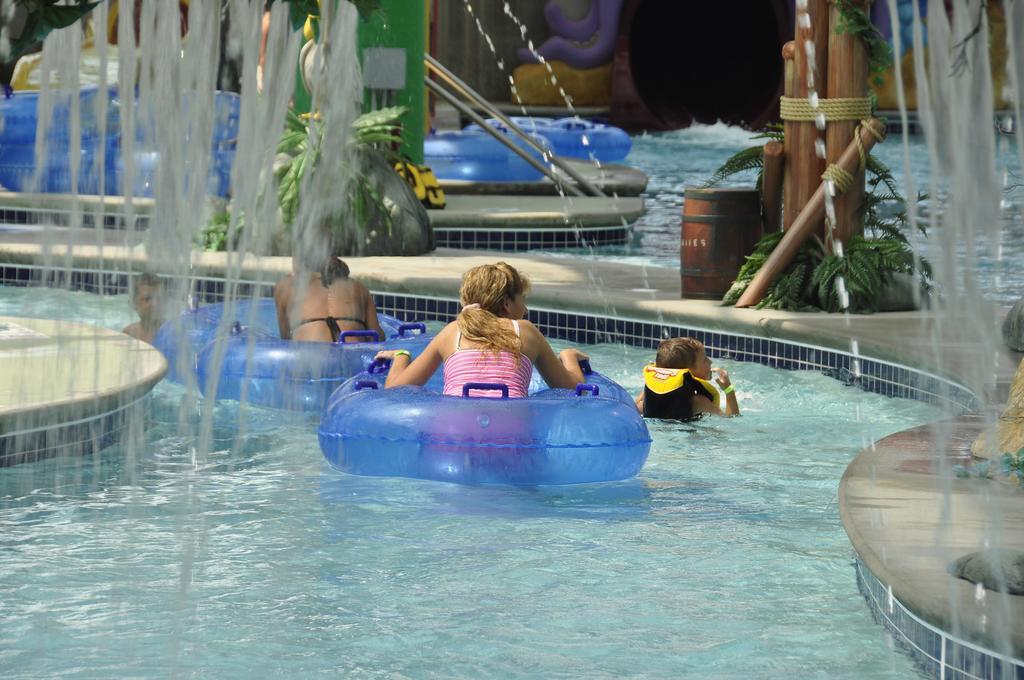 Big Splash Adventure Hotel And Indoor Water Park French Lick Extérieur photo